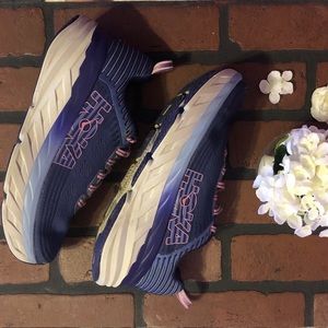 HOKA ONE ONE Bondi 6 SIZE 8